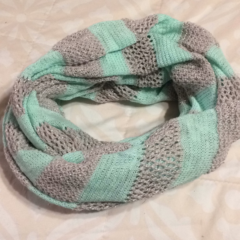 Silver and Mint Infinity Scarf